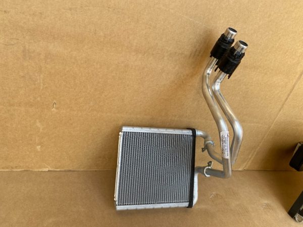 Radiator bord VW Passat B8 5Q0819031A 5Q0 819 031 A - Dezmembrari Auto