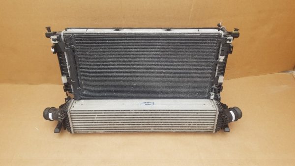 Radiator apa Audi A5 F5 2018 3.0 tdi 8W0121251N 8W0 121 251 N - Dezmembrari Auto
