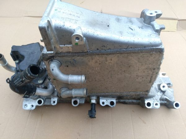 Radiator intercooler galerie admisie Audi A3 8V 2.0 DEJ 04L129766AC 04L 129 766 AC - Dezmembrari Auto