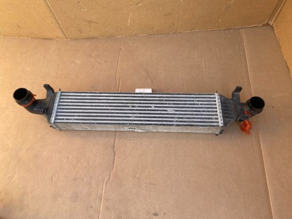 Radiator intercooler Mercedes B Class W246 1.6 benzina A2465000100 la 0 km - Dezmembrari Auto
