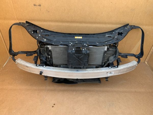 Radiator Mercedes R400 W251 facelift 2015 A0995004903 la 0 km - Dezmembrari Auto