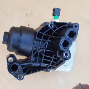 Radiator ulei termoflot Audi A3 8V 2.0 tdi 03N117021 03N115389A - Dezmembrari Auto