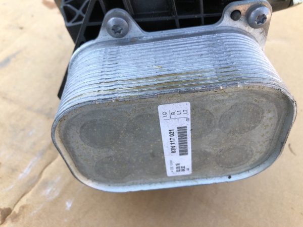 Radiator ulei termoflot VW Arteon 2.0 tdi 240 cp 03N117021 03N 117 021 la 0 km - Dezmembrari Auto