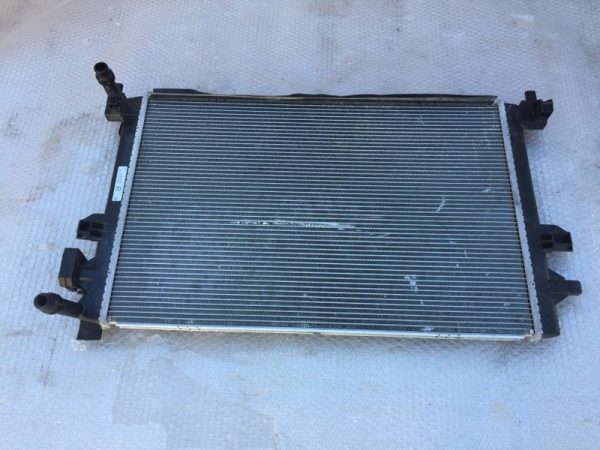 5Q0121251GB 5Q0 121 251 GB Radiator VW Golf 7 - Dezmembrari Auto