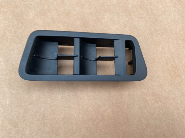 Rama butoane stanga fata VW Golf 7 5G1867255C 5G1 867 255 C - Dezmembrari Auto