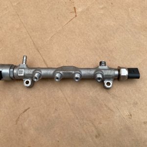 Rampa injectie Audi A6 C7 2.0 tdi 04L130089G 04L 130 089 G 04L130089H 04L 130 089 H la 0 km - Dezmembrari Auto