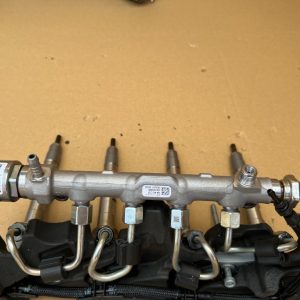 Rampa injectie VW Caddy din 2023 la 0 km 05L130089H 05L 130 089 H - Dezmembrari Auto