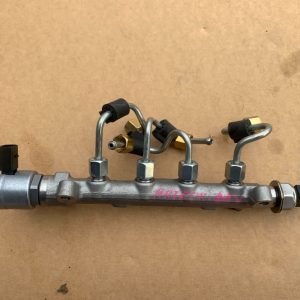 Rampa injectoare VW Arteon 2.0 tdi 04L089G 04L 089 G la 0 km - Dezmembrari Auto