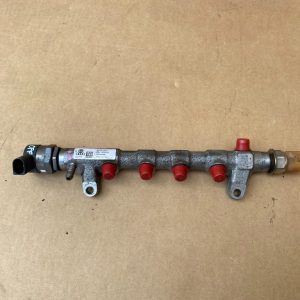 Rampa injectoare VW Passat CC 2.0 tdi 03L130089J 057130764AB 03L906054 - Dezmembrari Auto