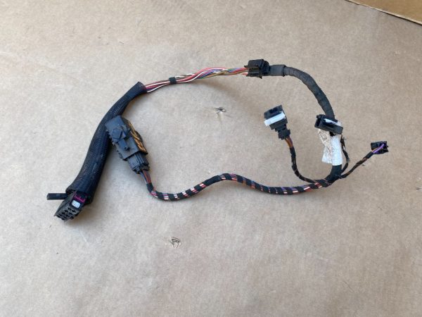 Releu incalzire in scaune cu cablaj VW Passat B6 1K0959772 1K0 959 772 - Dezmembrari Auto