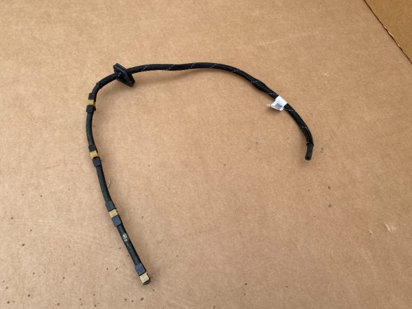 Retur injectoare BMW X1 F48 2.0 d 858345801 la 0 km - Dezmembrari Auto