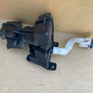 Rezervor lichid parbriz VW Golf 7 5G0955453M 5G0 955 453 M - Dezmembrari Auto
