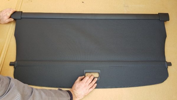 Rulou portbagaj VW Golf 7 variant 5G9867871X 5G9 867 871 X - Dezmembrari Auto - imagine 2