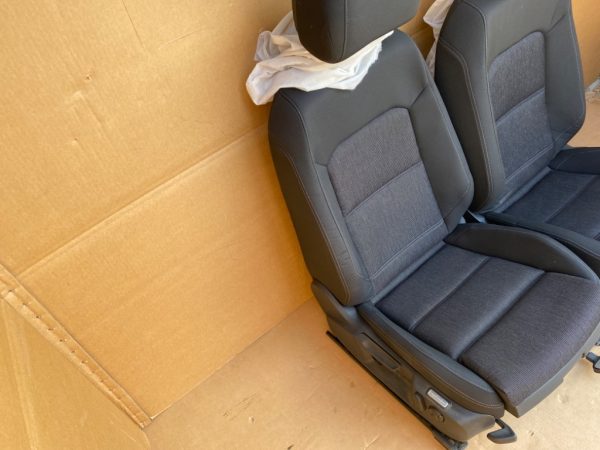 Scaune fata material textil VW Passat B8 volan dreapta la 0 km - Dezmembrari Auto - imagine 6
