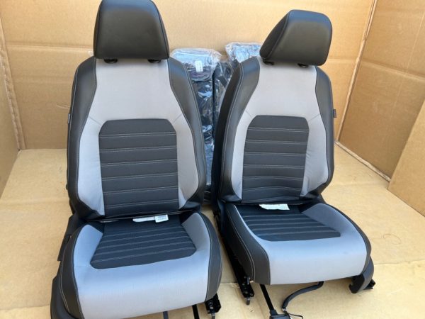 Scaune si banchete VW Jetta din 2016 la 0 km - fara airbaguri si centuri - Dezmembrari Auto