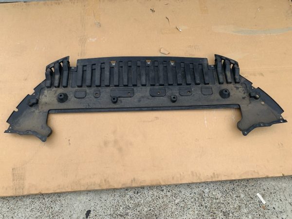 Scut bara fata Ford Mondeo Mk5 2018 DS73-8B384-B - Dezmembrari Auto