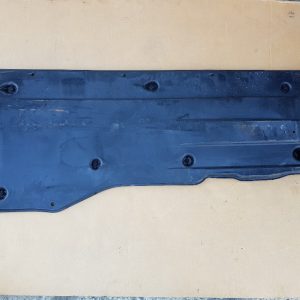 Scut lateral dreapta VW Arteon 3Q0825202E 3Q0 825 202 E - Dezmembrari Auto