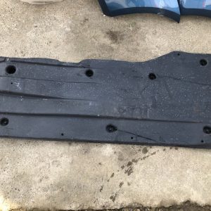 Scut lateral dreapta VW Passat B8 3Q0825202F 3Q0 825 202 F - Dezmembrari Auto