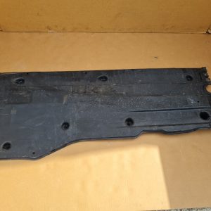 Scut lateral dreapta VW Passat B8 3Q0825202F 3Q0 825 202 F - Dezmembrari Auto