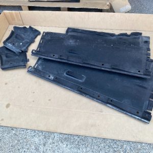 Scut lateral stanga din 2 bucati Audi A6 C7 2016 4G0825201B 4G0 825 201 B - Dezmembrari Auto