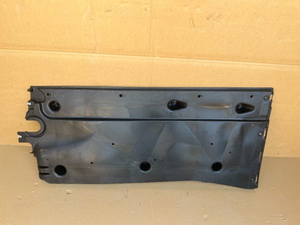 Scut lateral stanga VW Caddy Ford Connect din 2023 5R3825201C 5R3 825 201 C la 0 km - Dezmembrari Auto