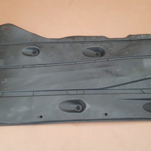 Scut lateral stanga VW Golf 7 5Q0825201L 5Q0 825 201 L - Dezmembrari Auto