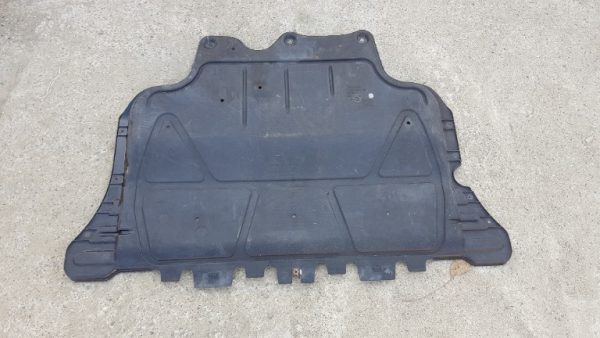 Scut motor diesel Audi A3 8V 5Q0825236 5Q0 825 236 - Dezmembrari Auto