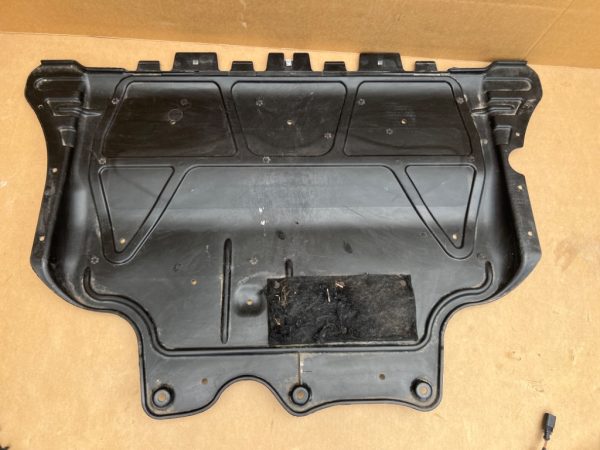 Scut motor VW Golf 7 1.6 tdi din 2016 5Q0825236 5Q0 825 236 - Dezmembrari Auto