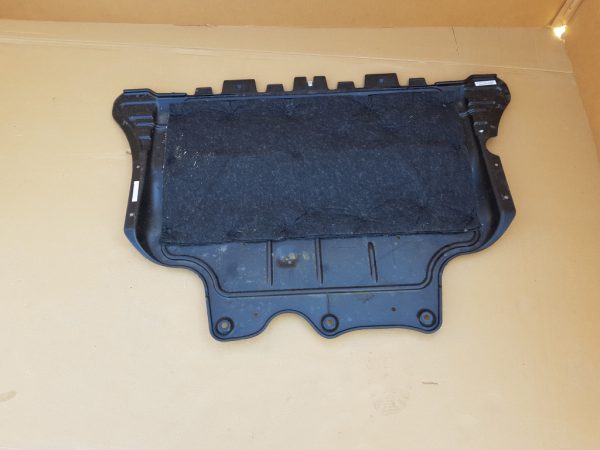Scut motor VW Golf 7 facelift 5Q0825236 5Q0 825 236 - Dezmembrari Auto