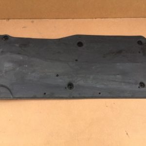 Scut plastic lateral dreapta VW Polo 1.0 TSI DKZ 2Q0 825 202 B 2Q0825202B - Dezmembrari Auto