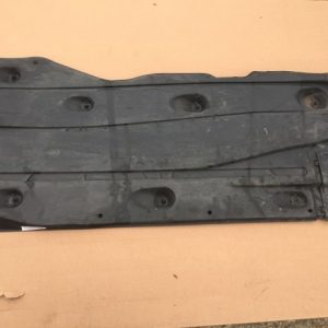 Scut plastic lateral stanga VW Golf 7 variant 5Q0 825 201 L 5Q0825201L - Dezmembrari Auto
