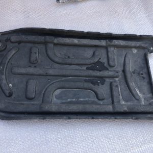 Scut plastic VW Sharan 7n 2017 2.0 tdi 7N0825230B 7N0 825 230 B - Dezmembrari Auto