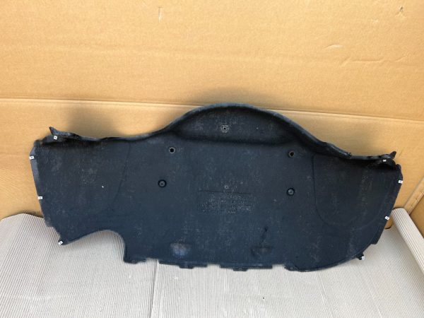 Scut spate VW Passat B8 facelift variant din 2022 3G0825523C - Dezmembrari Auto