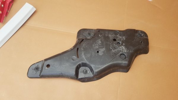 Scut VW Golf 7 5Q0131331A 5Q0 131 331 A - Dezmembrari Auto