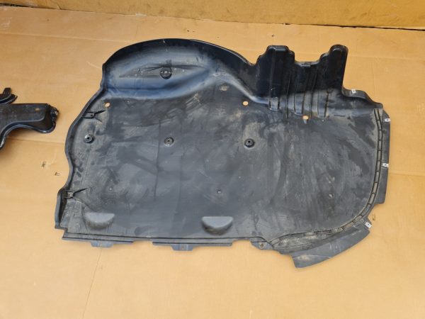 Scut VW Passat B8 3G0825336 3G0 825 336 - Dezmembrari Auto