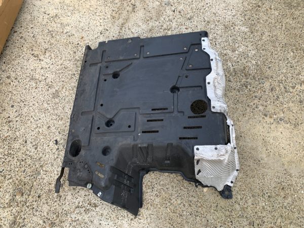 Scut VW Transporter T6 2021 7LA825205F 7LA 825 205 F - Dezmembrari Auto
