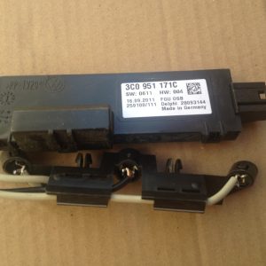 Senzor alarma VW Passat B6 B7 CC 3C0951171C 3C0 951 171 C - Dezmembrari Auto