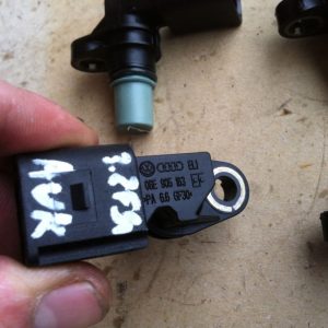 Senzor Audi A6 3.2 fsi cod 06E905163 06E 905 163 - Dezmembrari Auto