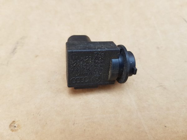 Senzor calitate aer Audi A3 8P 4B0907859A 4B0 907 859 A - Dezmembrari Auto