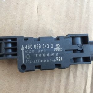 Senzor crash Audi VW 4B0959643D 4B0 959 643 D - Dezmembrari Auto