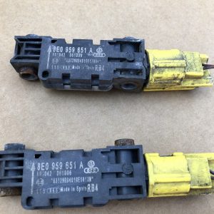 Senzor Audi A3 8P s-line 8E0959651A 8E0 959 651 A - Dezmembrari Auto