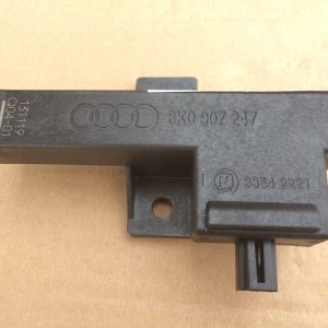 Senzor keyless Audi A4 B8 2015 8K0907247 8K0 907 247 - Dezmembrari Auto