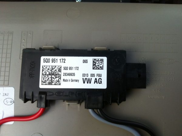 Senzor monitorizare interior VW Golf 7 5Q0951172 5Q0 951 172 - Dezmembrari Auto
