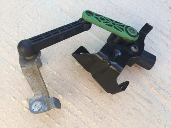 Senzor nivel fata  spate VW Passat B8 5Q0 512 521 F 5Q0512521F 5Q0 907 503 - Dezmembrari Auto