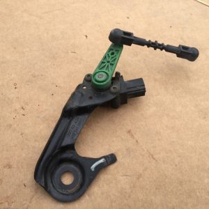 Senzor nivel xenon Audi A6 4G 4H0941310C 4H0907503 - Dezmembrari Auto