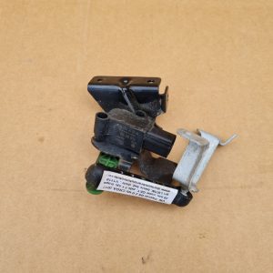 Senzor nivel xenon stanga spate VW Passat B8 5Q0512521J 5Q0 512 521 J la 0 km - Dezmembrari Auto