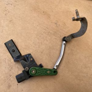 Senzor nivel xenon VW Golf 7 3Q0412522A 3Q0412522A - Dezmembrari Auto