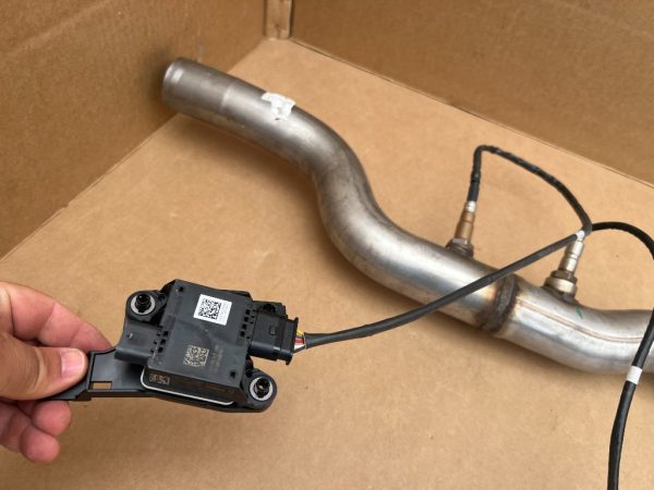 Senzor NOX la 0 km VW Passat B8.5 din 2023 05L906261E 05L 906 261 E - Dezmembrari Auto
