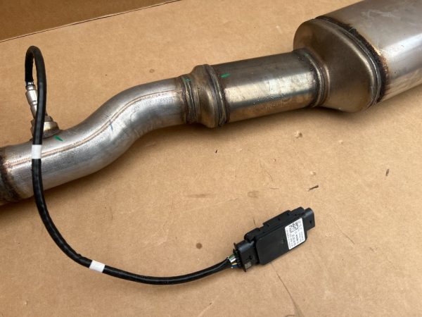 Senzor NOX la 0 km VW Passat B8.5 din 2023 05L907807CD 05L 907 807 CD - Dezmembrari Auto