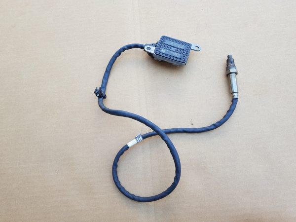 Senzor nox VW Arteon 2.0 tdi 03N907807E 03N 907 807 E - Dezmembrari Auto